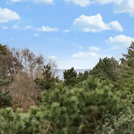 3 Bedroom In Holiday home *