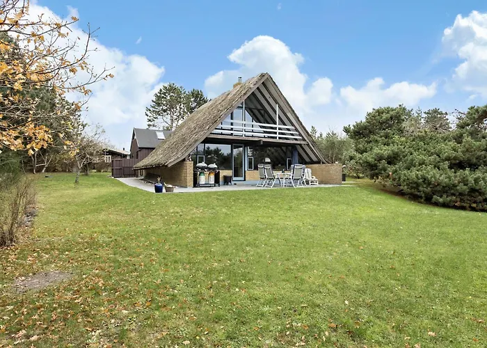 3 Bedroom In בית נופש *